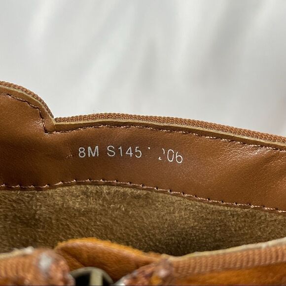 Soft Walk Faux Leather Ankle Boots - Women’s 8 - Picture 12 of 13